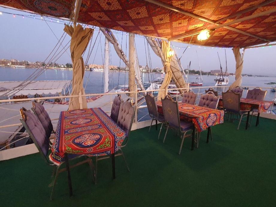 Moon Boat Hotel Luxor Exterior photo